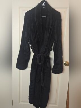 Mens Thick Plush Black Bathrobe